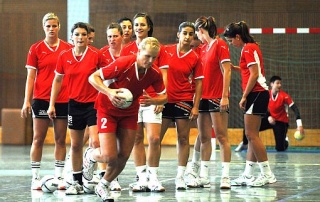 Rückblick - 1. Frauen (Bundesliga) Rückblick - 1. Frauen (Bundesliga)