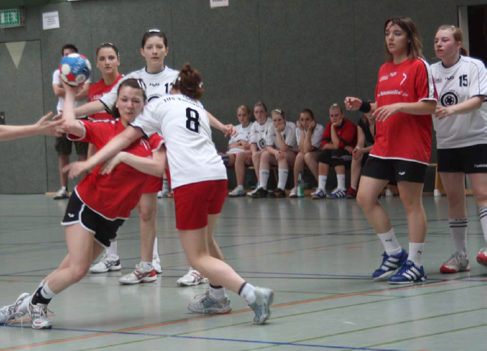 WJB qualifizierte sich mit neuer Mannschaft für Bezirks‐Oberliga