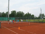 Ferienspiele zu Gast bei der Tennisabteilung des TV 1905 Mainzlar Ferienspiele zu Gast bei der Tennisabteilung des TV 1905 Mainzlar