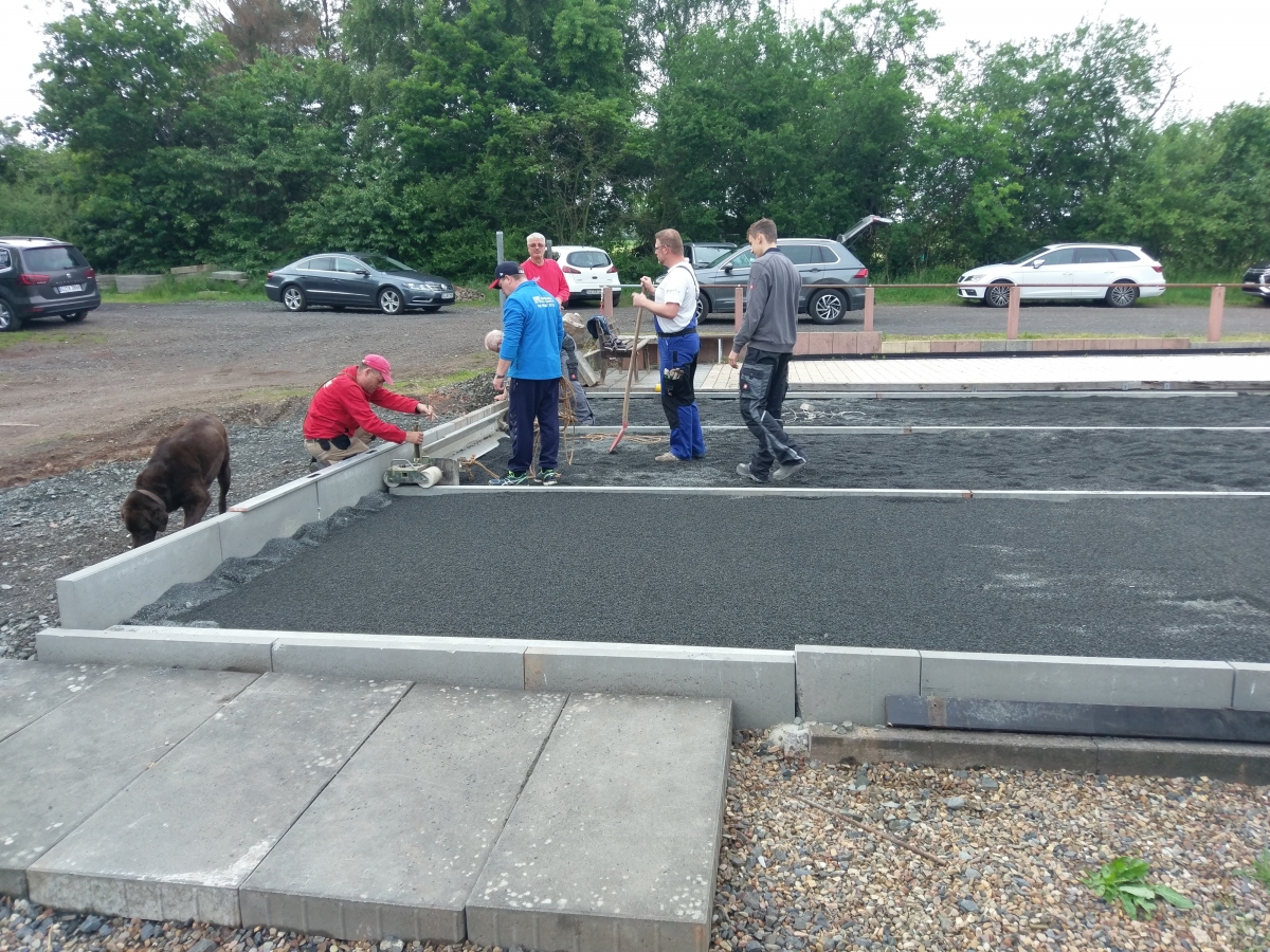 Hilfe für die Pflasterarbeiten