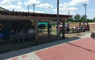 2 Landebahnen am Mainzlarer Sportplatz fast Fertig 2 Landebahnen am Mainzlarer Sportplatz fast Fertig